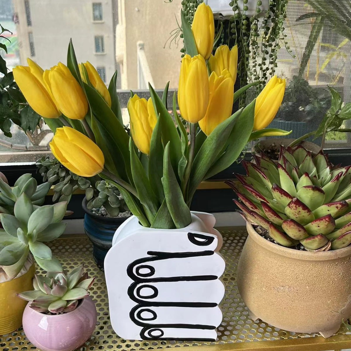 Creative Resin Decorations Hand Vase