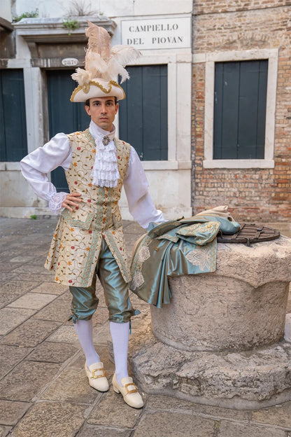 Tarihi 18. Yüzyıl Barok Kostüm (Historical 1700s Royal Costume Man)